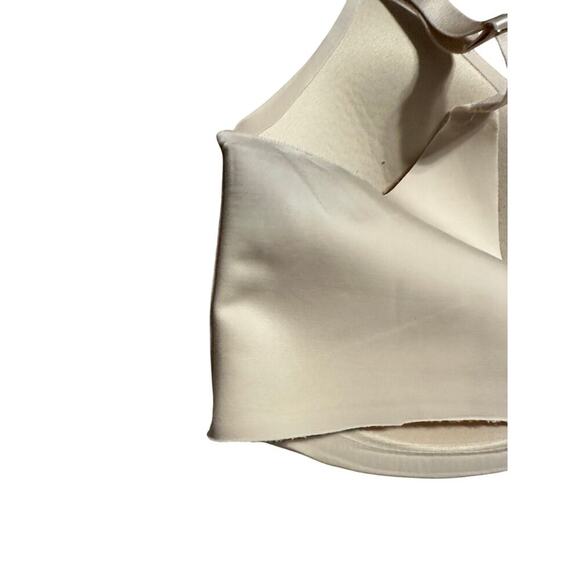 SOMA Vanishing 360 Wireless Bra Size 40D Beige Neutral - Picture 4 of 7